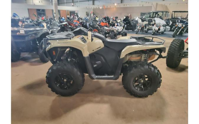 2023 Can-Am OUTLANDER PRO XU HD7