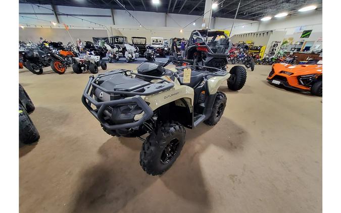 2023 Can-Am OUTLANDER PRO XU HD7