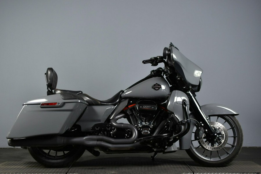 2018 Harley-Davidson CVO Street Glide