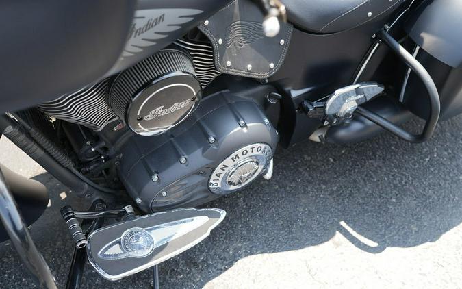2017 Indian Motorcycle Chieftain Dark Horse Thunder Black Smoke