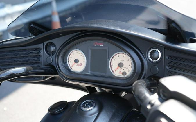 2017 Indian Motorcycle Chieftain Dark Horse Thunder Black Smoke