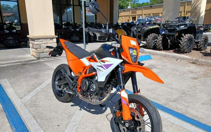 2026 KTM SMC 390 R