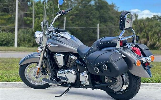 2024 Kawasaki Vulcan 900 Classic LT