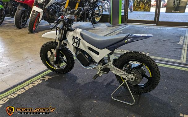 2024 Husqvarna EE 2