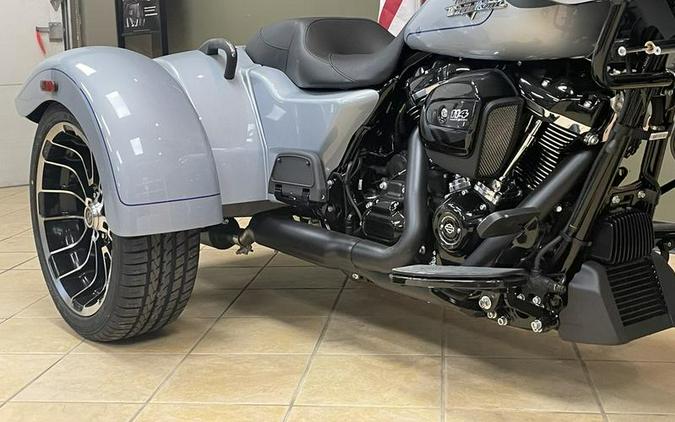 2024 Harley-Davidson® FLTRT - Road Glide® 3