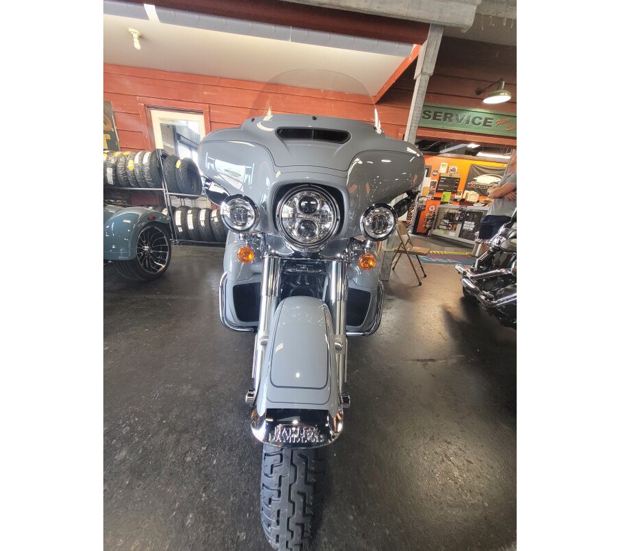 2024 Harley-Davidson Tri Glide Ultra Billiard Gray