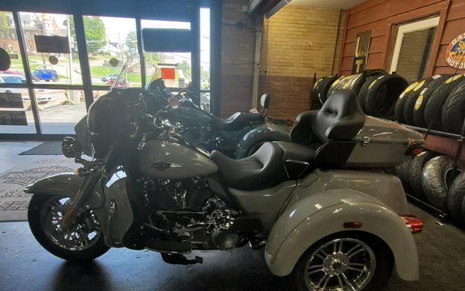 2024 Harley-Davidson Tri Glide Ultra Billiard Gray