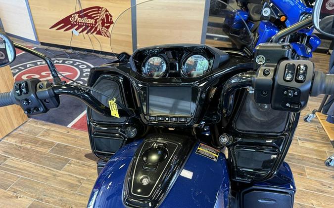 2025 Indian Pursuit Dark Horse Springfield Blue Vivid Crysta