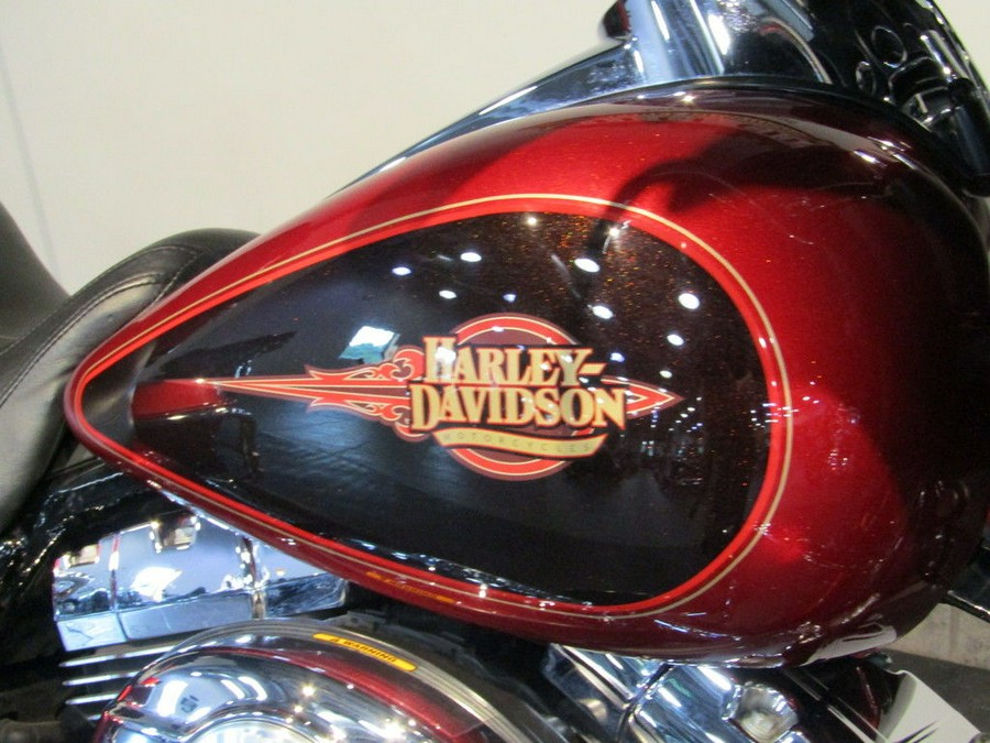 2013 Harley-Davidson® FLHTC - Electra Glide® Classic