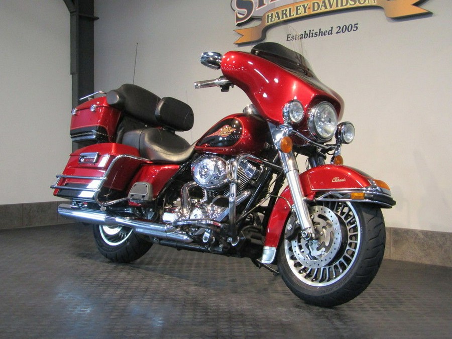 2013 Harley-Davidson® FLHTC - Electra Glide® Classic