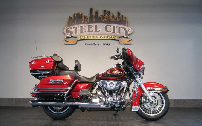 2013 Harley-Davidson® FLHTC - Electra Glide® Classic