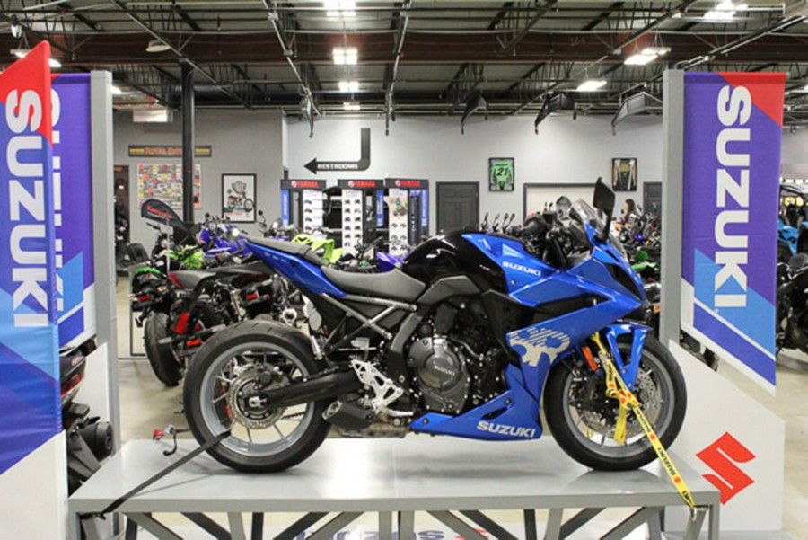 2025 Suzuki GSX-8R 8R