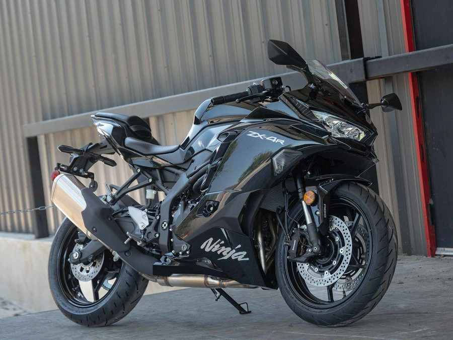 2025 Kawasaki Ninja® ZX™-4R ABS