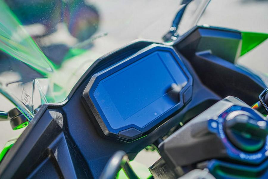 2026 Kawasaki Ninja® 500