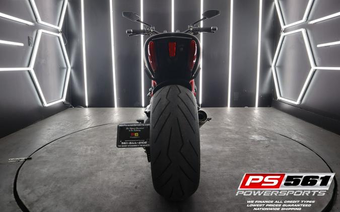 2015 Ducati Diavel Carbon