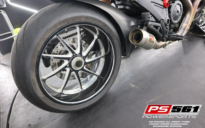 2015 Ducati Diavel Carbon
