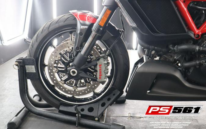 2015 Ducati Diavel Carbon