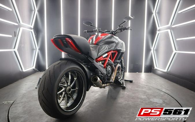 2015 Ducati Diavel Carbon