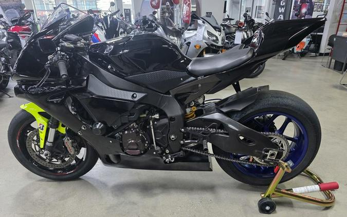 2015 Yamaha YZF R1