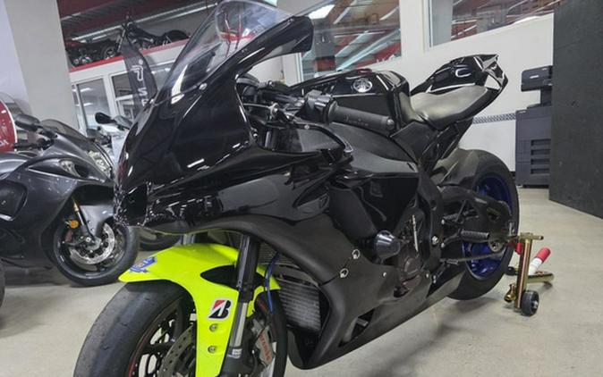 2015 Yamaha YZF R1