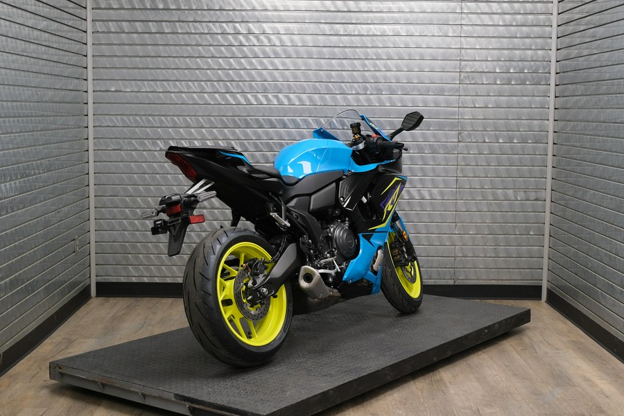 2026 YAMAHA YZF-R7