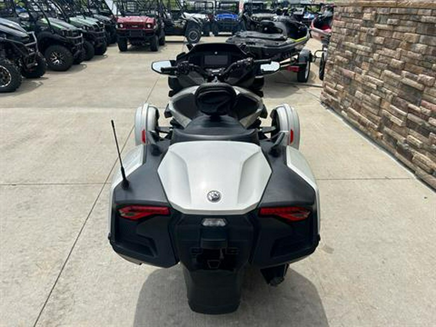 2021 Can-Am Spyder RT