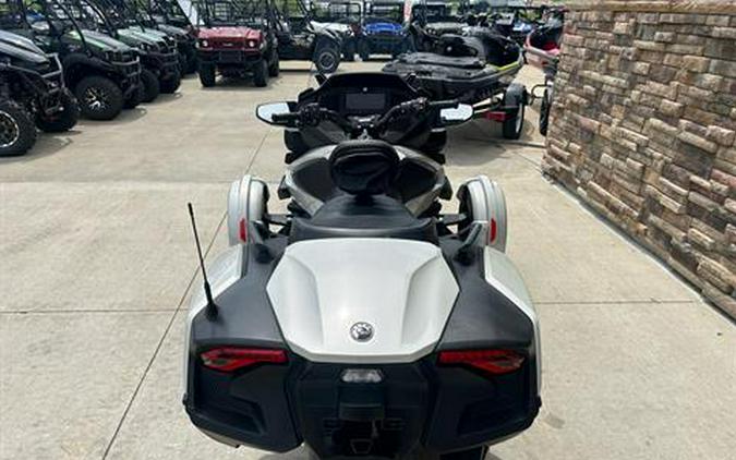 2021 Can-Am Spyder RT