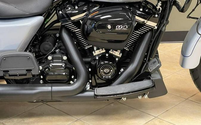 2024 Harley-Davidson® FLTRT - Road Glide® 3