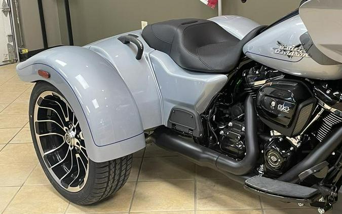 2024 Harley-Davidson® FLTRT - Road Glide® 3