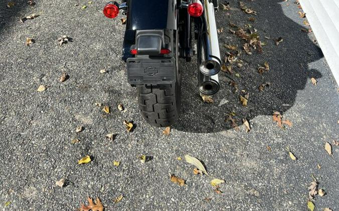 2023 Harley-Davidson Softail Standard Vivid Black