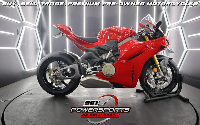 2025 Ducati Panigale V4 S
