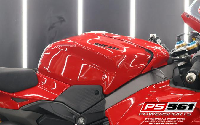 2025 Ducati Panigale V4 S