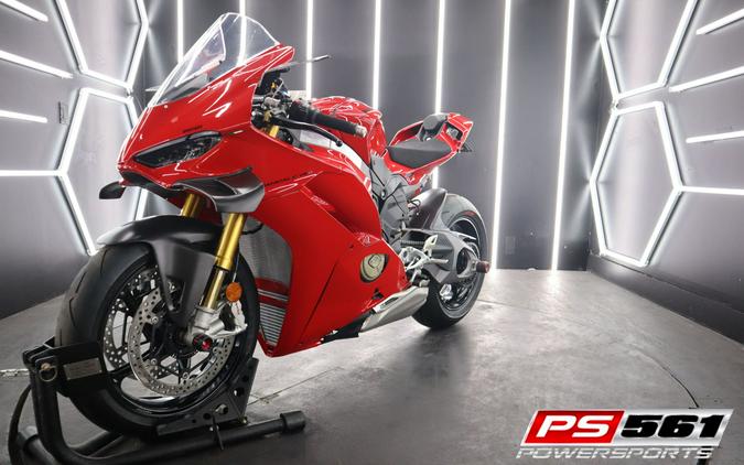 2025 Ducati Panigale V4 S