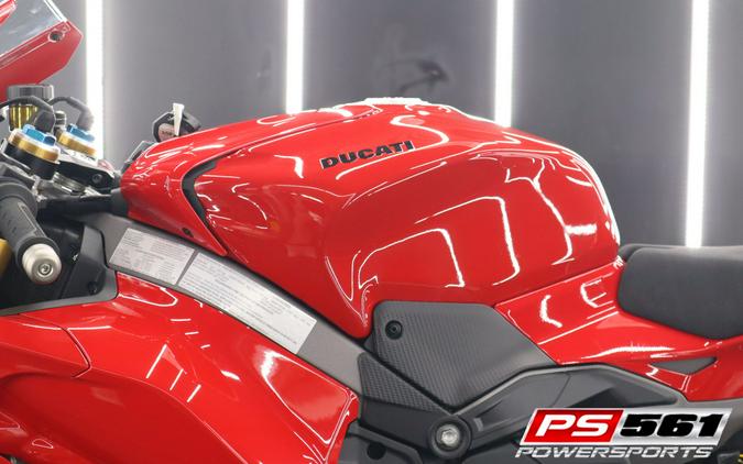 2025 Ducati Panigale V4 S