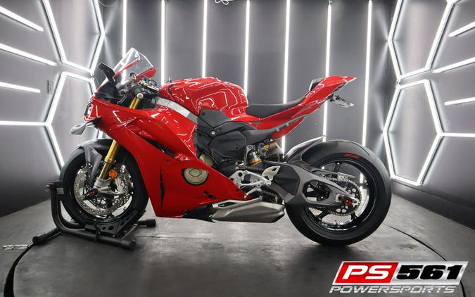 2025 Ducati Panigale V4 S