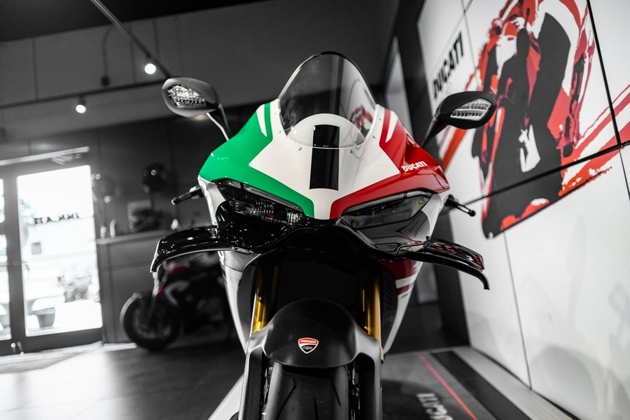 2025 Ducati Panigale V4 Tricolore