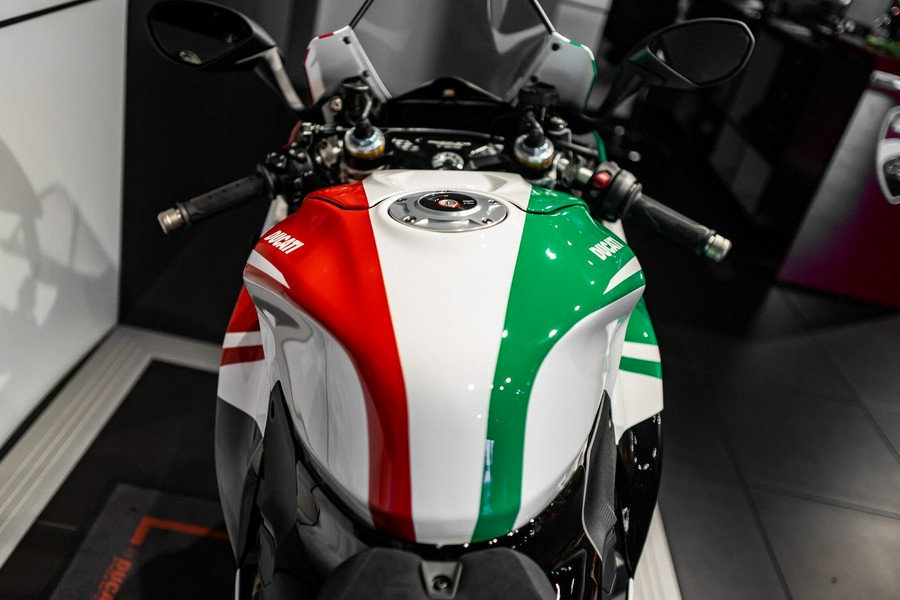 2025 Ducati Panigale V4 Tricolore