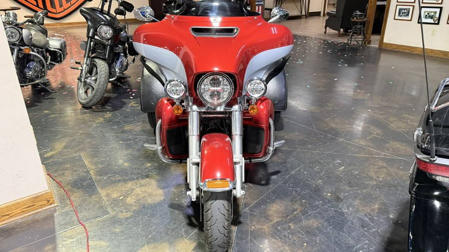 2019 Harley-Davidson® Tri Glide® Ultra