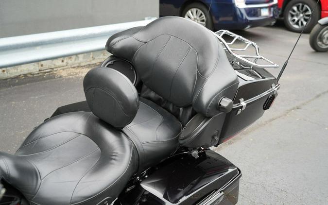 2010 Harley-Davidson FLHTCUSE5 - CVO Ultra Classic Electra Glide