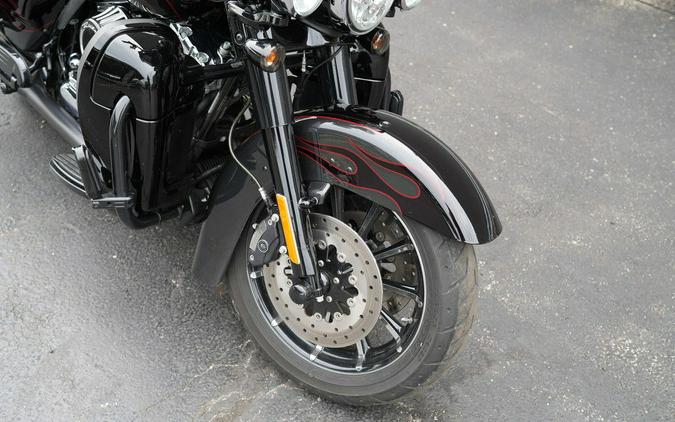 2010 Harley-Davidson FLHTCUSE5 - CVO Ultra Classic Electra Glide