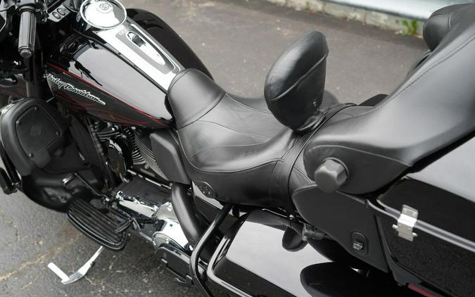 2010 Harley-Davidson FLHTCUSE5 - CVO Ultra Classic Electra Glide