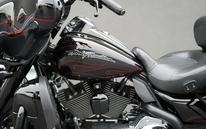 2010 Harley-Davidson FLHTCUSE5 - CVO Ultra Classic Electra Glide