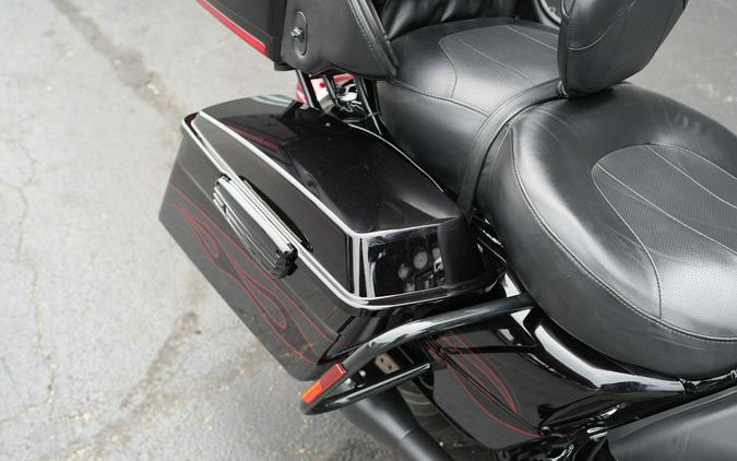 2010 Harley-Davidson FLHTCUSE5 - CVO Ultra Classic Electra Glide