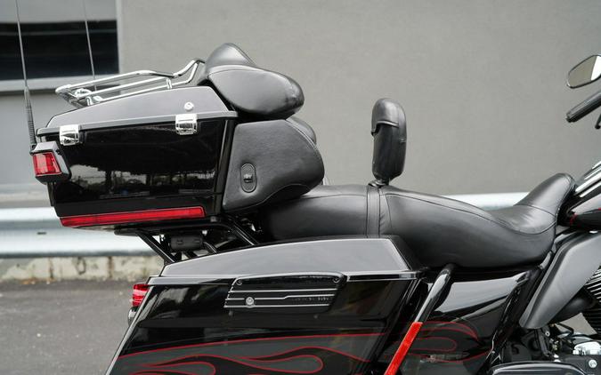 2010 Harley-Davidson FLHTCUSE5 - CVO Ultra Classic Electra Glide