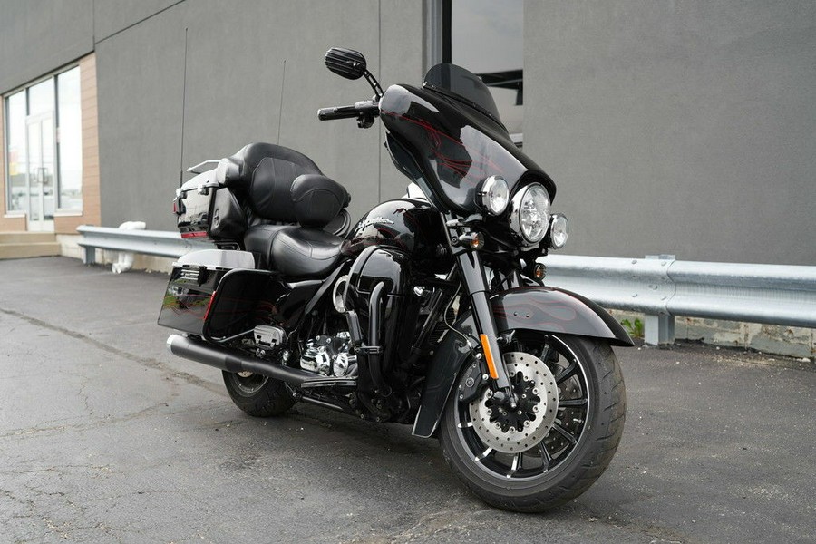 2010 Harley-Davidson FLHTCUSE5 - CVO Ultra Classic Electra Glide