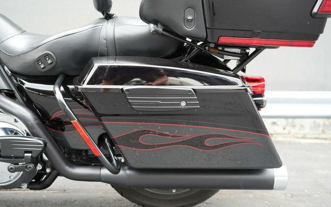 2010 Harley-Davidson FLHTCUSE5 - CVO Ultra Classic Electra Glide
