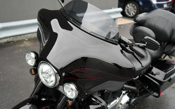 2010 Harley-Davidson FLHTCUSE5 - CVO Ultra Classic Electra Glide