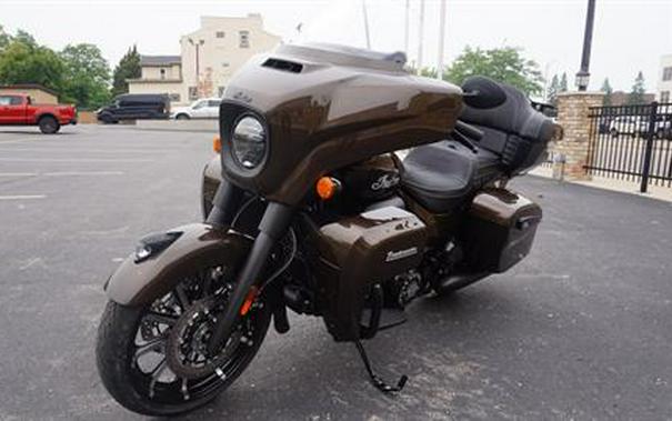 2023 Indian Motorcycle Roadmaster® Dark Horse®