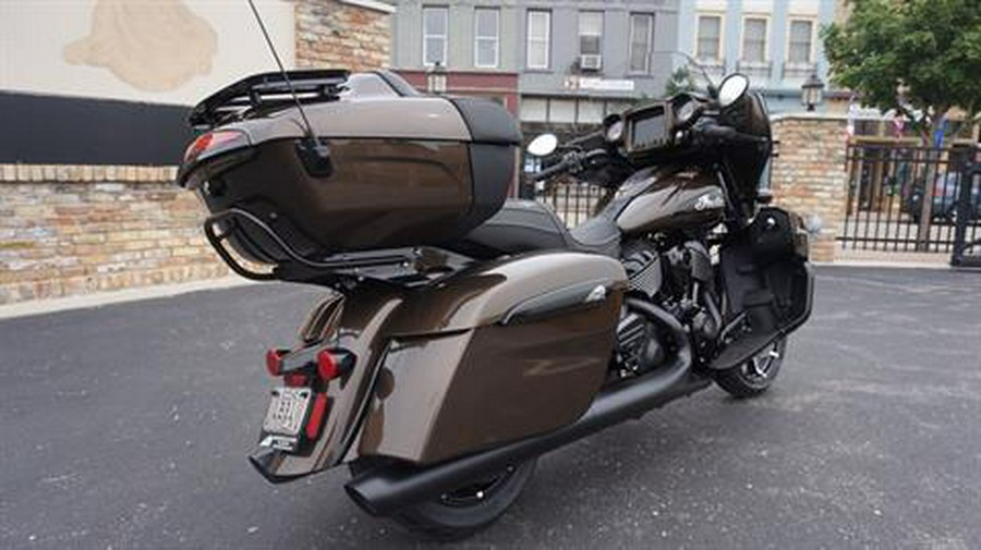 2023 Indian Motorcycle Roadmaster® Dark Horse®