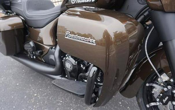 2023 Indian Motorcycle Roadmaster® Dark Horse®